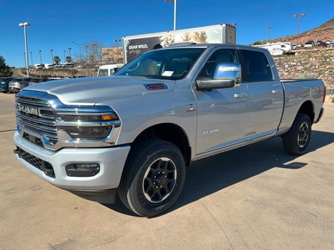 New 2026 RAM 2500 Laramie AWD/4WD image 1