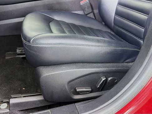 Used 2020 Ford Fusion SEL image 18