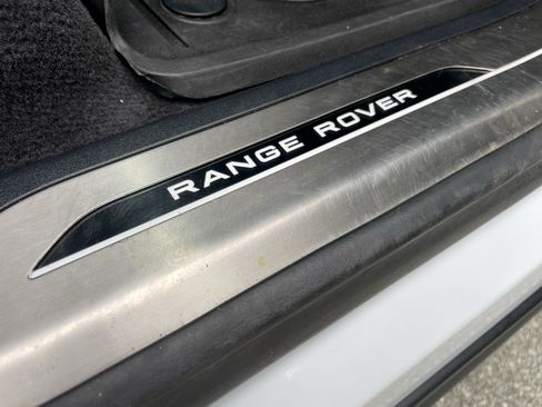 Certified 2025 Land Rover Range Rover Sport Dynamic SE AWD/4WD image 40