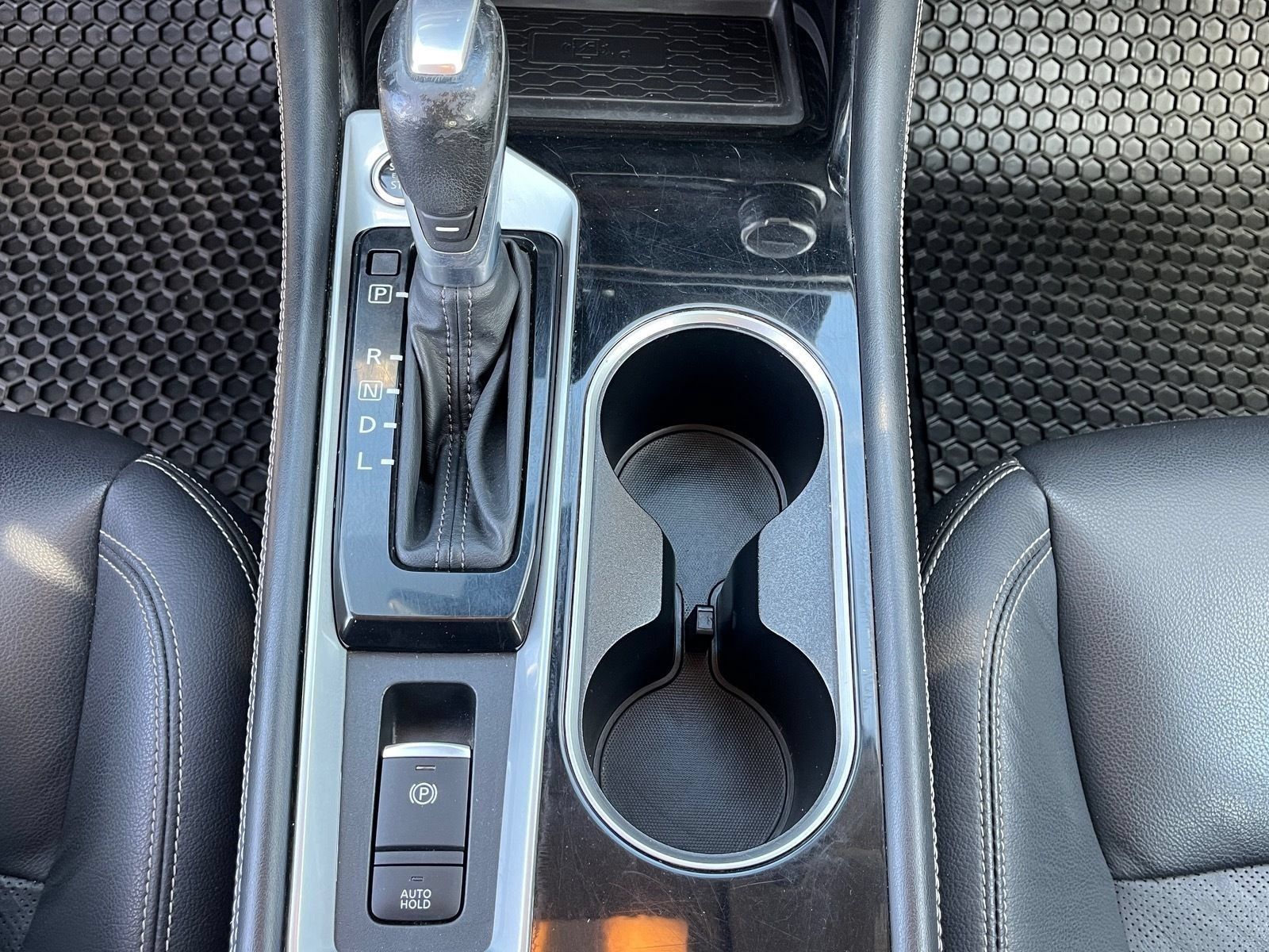Used 2023 Nissan Altima 2.5 SL FWD image 27