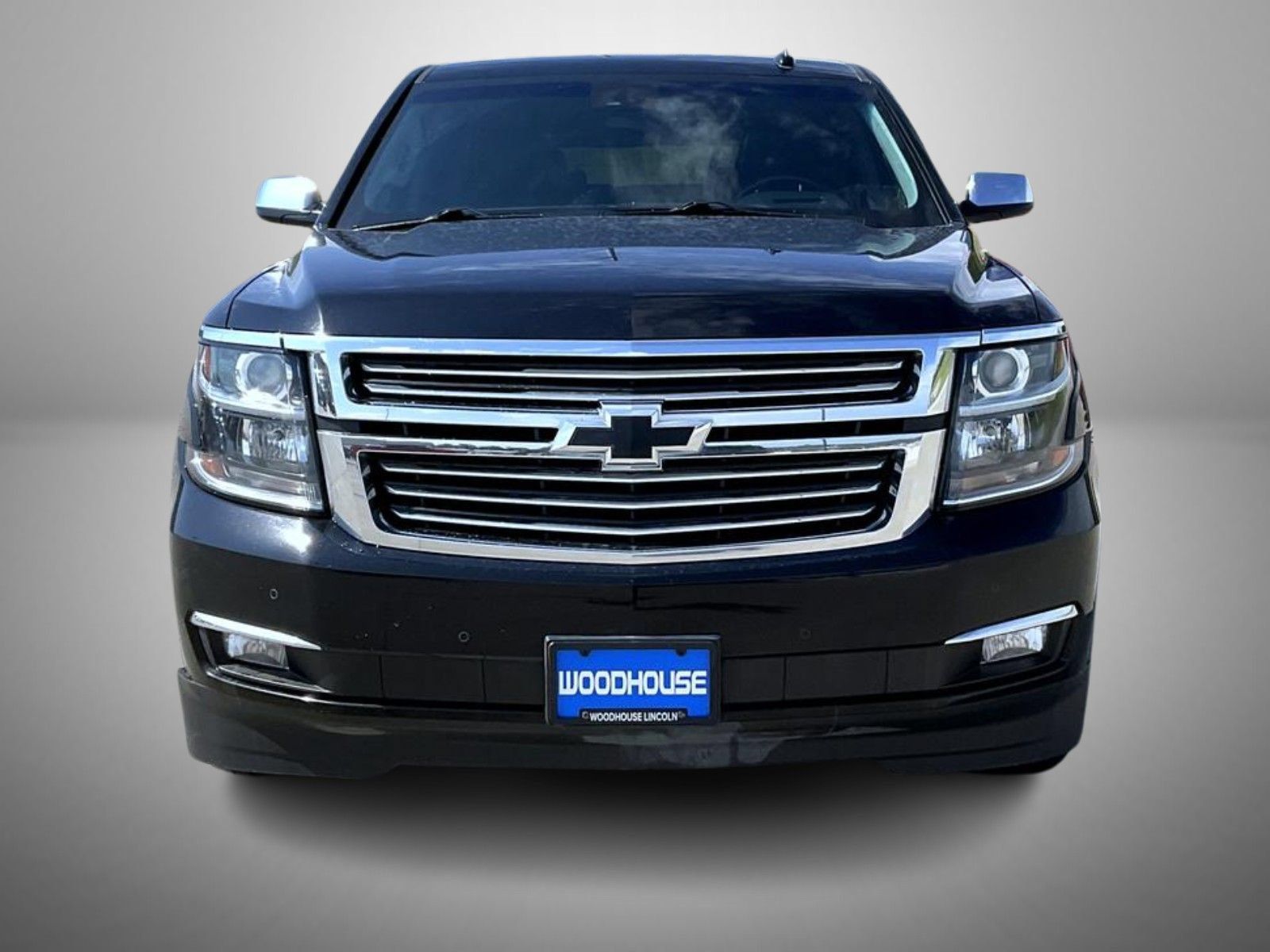 Used 2017 Chevrolet Suburban Premier AWD/4WD image 2