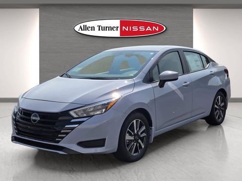 New 2025 Nissan Versa SV w/ Trunk Package image 3