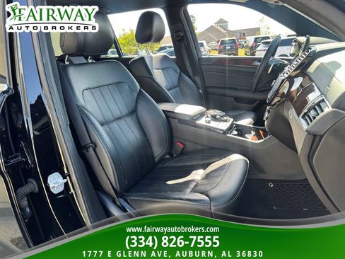 Used 2018 Mercedes-Benz GLS 450 4MATIC image 12