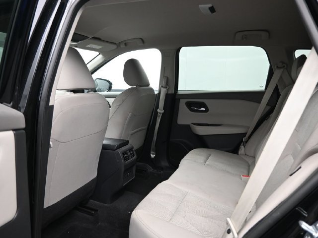 Used 2025 Nissan Rogue SV AWD/4WD image 26