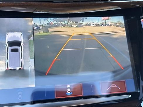 Used 2020 Cadillac Escalade Luxury image 32