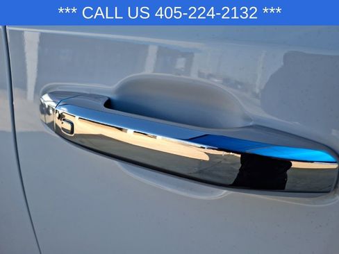 Used 2025 GMC Sierra 1500 SLT image 16