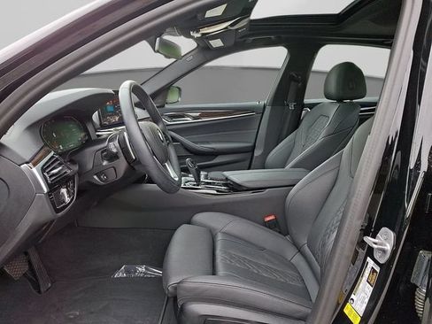 Used 2023 BMW 530i w/ Premium Package RWD image 16