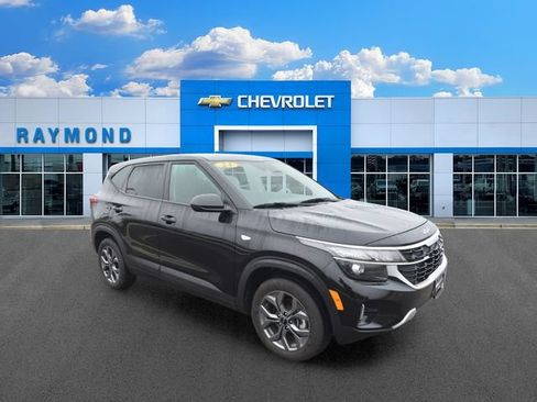 Certified 2024 Kia Seltos LX AWD/4WD image 10