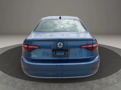 Used 2021 Volkswagen Jetta SE FWD image 6