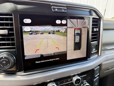 New 2026 Ford F250 Platinum w/ Platinum Plus Package AWD/4WD image 28