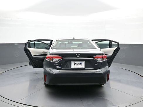 Certified 2023 Toyota Corolla LE image 46