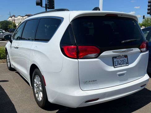 Used 2021 Chrysler Voyager Lxi image 6
