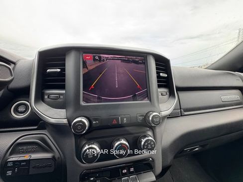 Used 2024 RAM 3500 Big Horn image 24