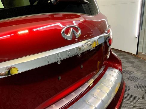 Used 2021 INFINITI QX80 Sensory w/ Cargo Package AWD/4WD image 10