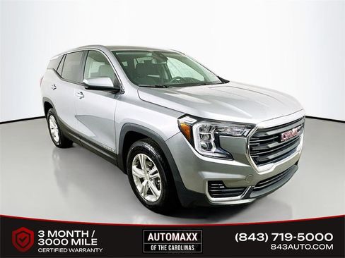 Used 2024 GMC Terrain SLE FWD image 1