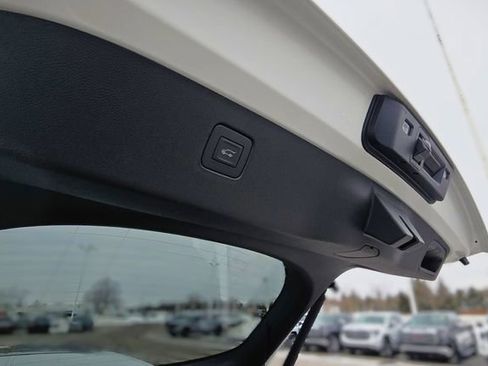 New 2026 Buick Envista Avenir FWD image 30