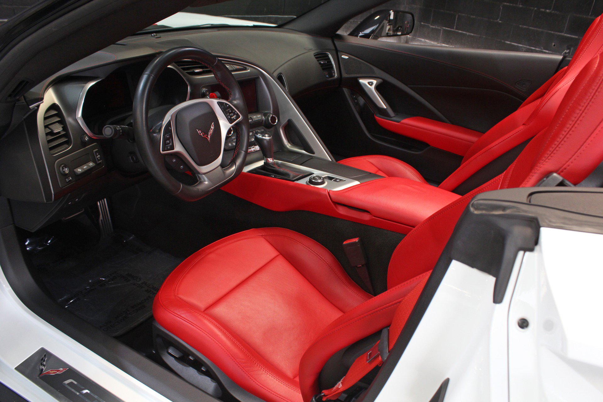 Used 2017 Chevrolet Corvette Grand Sport RWD image 46