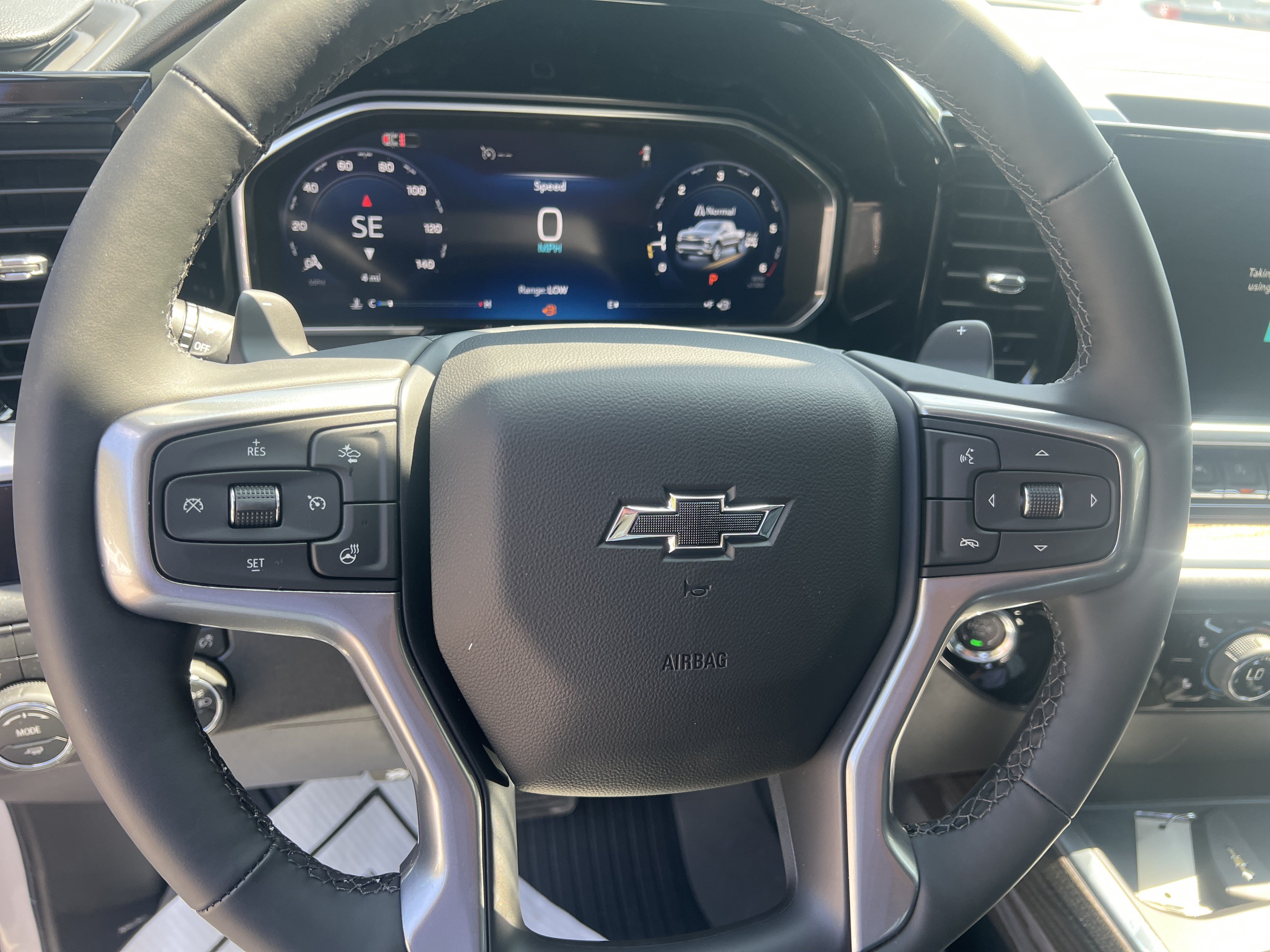 New 2026 Chevrolet Silverado 1500 RST w/ Z71 Off-Road Package AWD/4WD image 10
