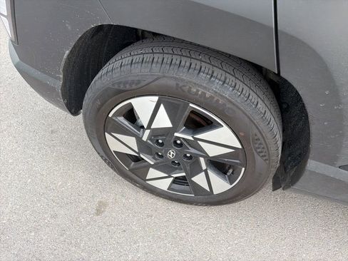 Used 2024 Hyundai Kona SEL image 23