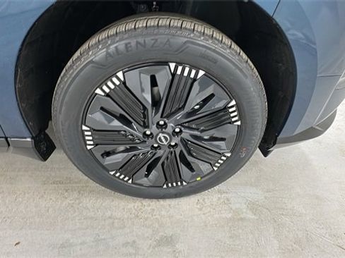 New 2026 Nissan Murano Platinum image 9