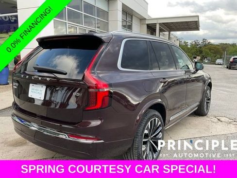 New 2026 Volvo XC90 B5 Core image 10