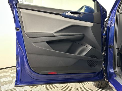 Used 2022 Volkswagen Taos SE image 22