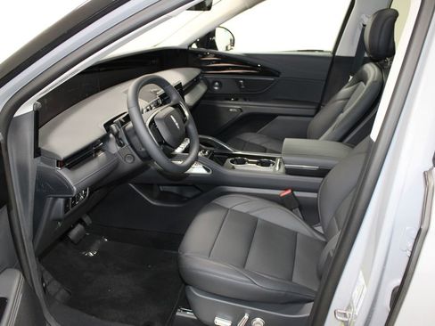 New 2026 Lincoln Nautilus Premier w/ Equipment Group 102A image 22