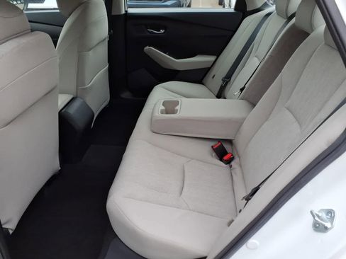 Certified 2023 Honda Accord LX image 9