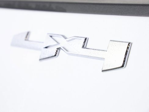 New 2026 GMC Sierra 3500 SLT w/ SLT Convenience Package image 9