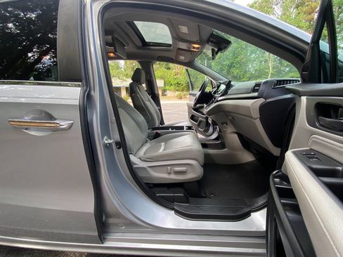 Used 2019 Honda Odyssey Touring image 62