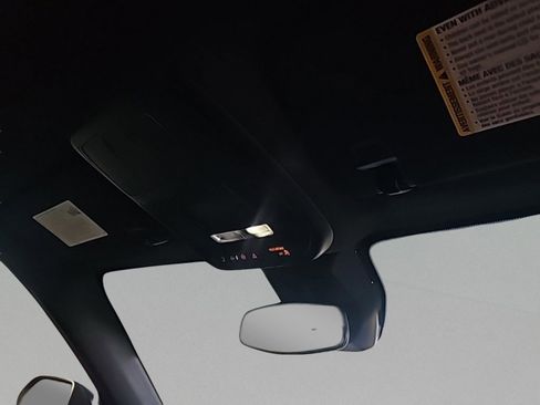 Used 2026 Chevrolet Equinox LT w/ Convenience Package II image 37