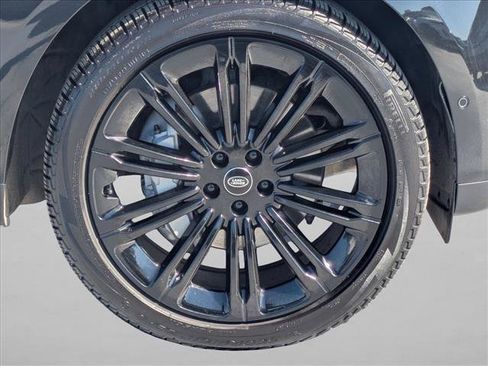 Used 2024 Land Rover Range Rover Sport SE AWD/4WD image 27