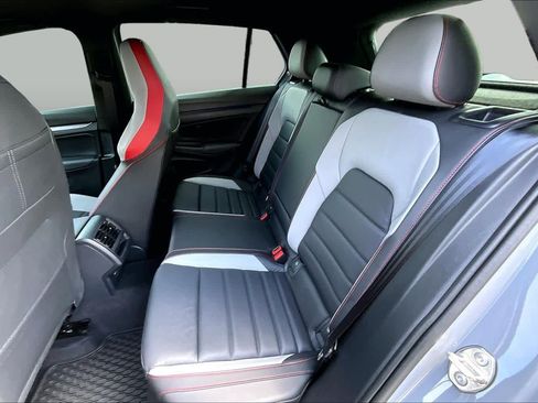 Used 2025 Volkswagen GTI SE FWD image 21