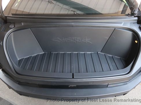 Used 2024 Tesla Cybertruck AWD Crew Cab image 36
