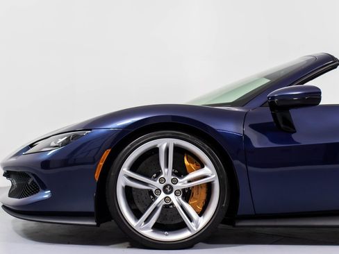 Certified 2025 Ferrari 296 GTS image 28