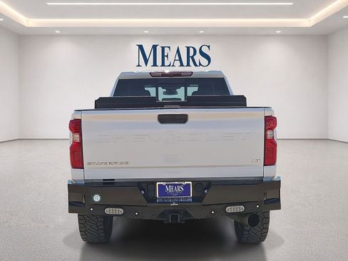 Used 2024 Chevrolet Silverado 2500 LT w/ Texas Edition AWD/4WD image 4