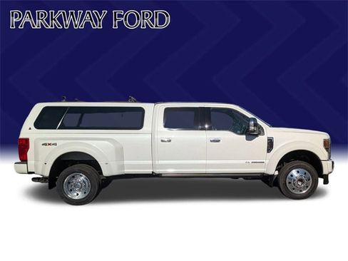 Used 2021 Ford F450 Platinum w/ Camper Package image 4