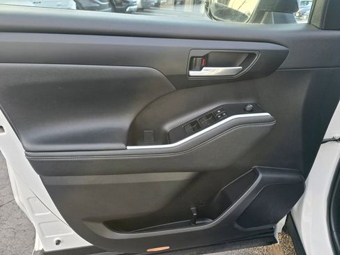 Used 2023 Toyota Highlander XSE image 15