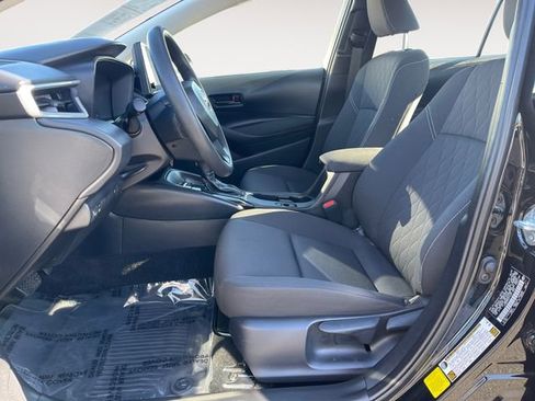 Used 2023 Toyota Corolla LE image 30