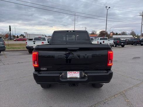 New 2026 RAM 2500 Big Horn AWD/4WD image 5