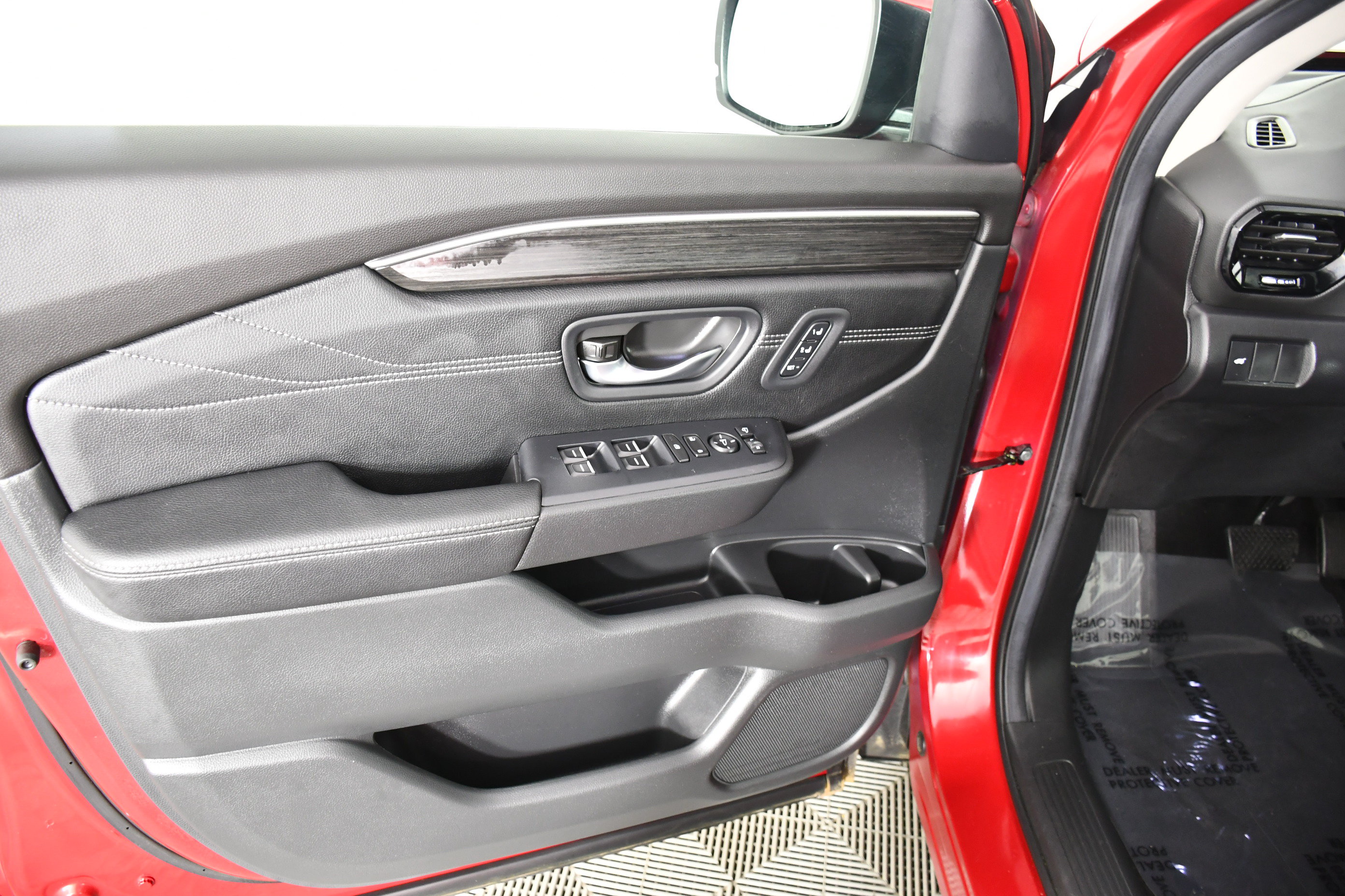 Certified 2026 Honda Pilot Touring image 36
