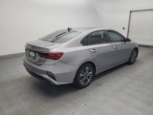 Used 2024 Kia Forte LXS w/ LXS Technology Package FWD image 9