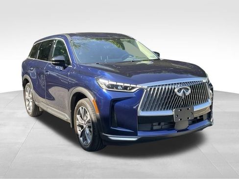 Certified 2026 INFINITI QX60 Pure w/ Cargo Package AWD/4WD image 3