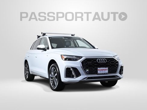 Used 2024 Audi Q5 2.0T Premium Plus w/ Premium Plus Package AWD/4WD image 3
