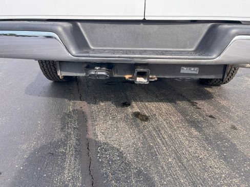 Used 2023 Chevrolet Express 2500 Extended image 9