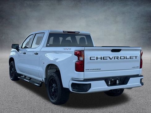 Used 2023 Chevrolet Silverado 1500 Custom image 5