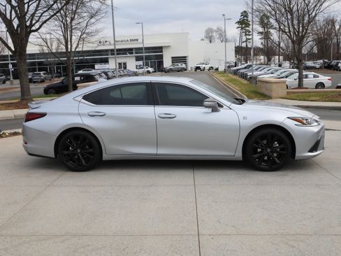 Used 2023 Lexus ES 350 F Sport image 10