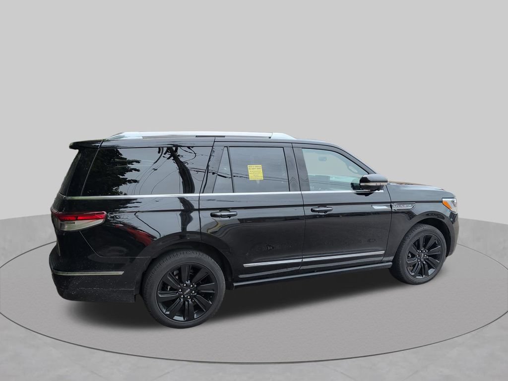 Used 2023 Lincoln Navigator Reserve AWD/4WD image 14