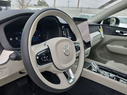 New 2026 Volvo XC60 T8 Ultra w/ Protection Package Premier image 24