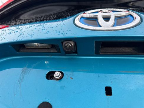 Used 2020 Toyota Prius Prime XLE image 14